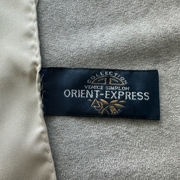 Vintage Venice Simplon Orient Express Floral 100% Silk Scarf in Pink and Sage - Picture 3 of 6